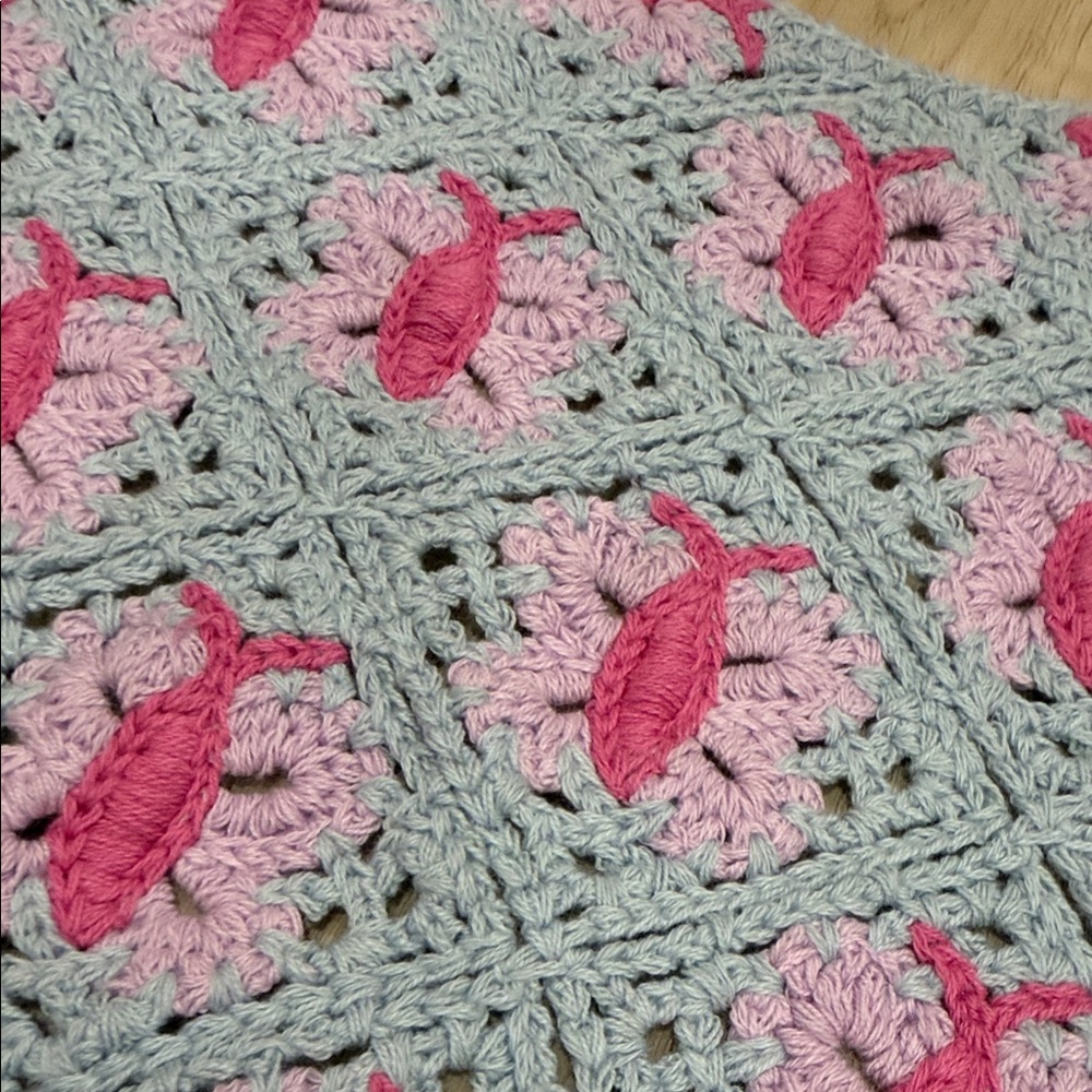 Crochet Bandana Set - Pink and blue gray - Picture 4 of 4